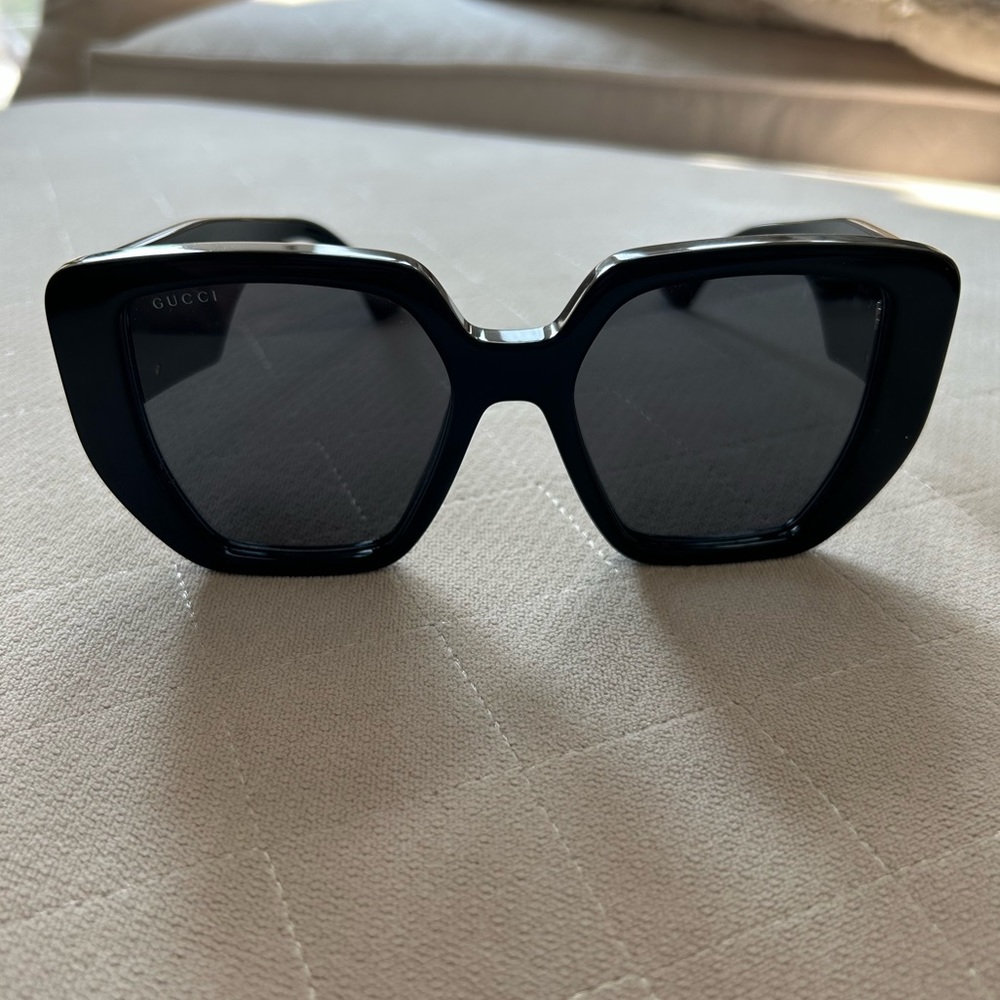 Gucci Rectangular Frame Sunglasses - image 8